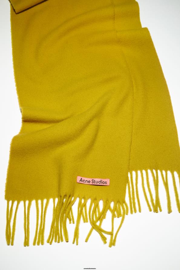 Acne Studios accesorios amarillo ácido 0T4HT743 bufanda de lana con flecos - skinny