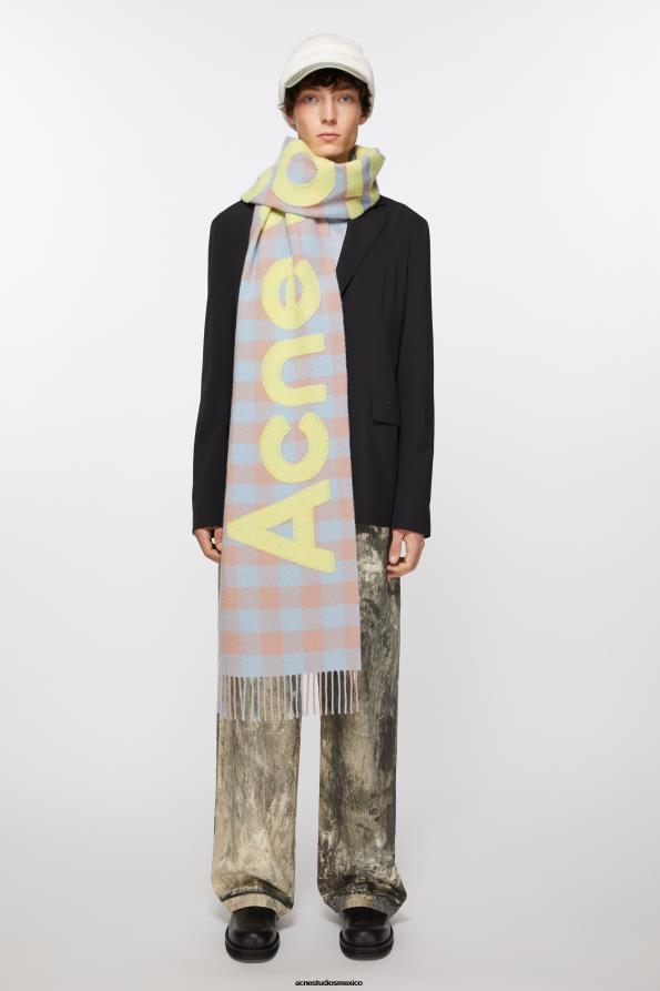 Acne Studios accesorios beige camel/verde ácido 0T4HT710 bufanda con logo a cuadros