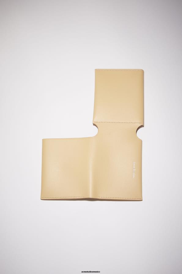 Acne Studios accesorios beige duna 0T4HT752 cartera triple de cuero
