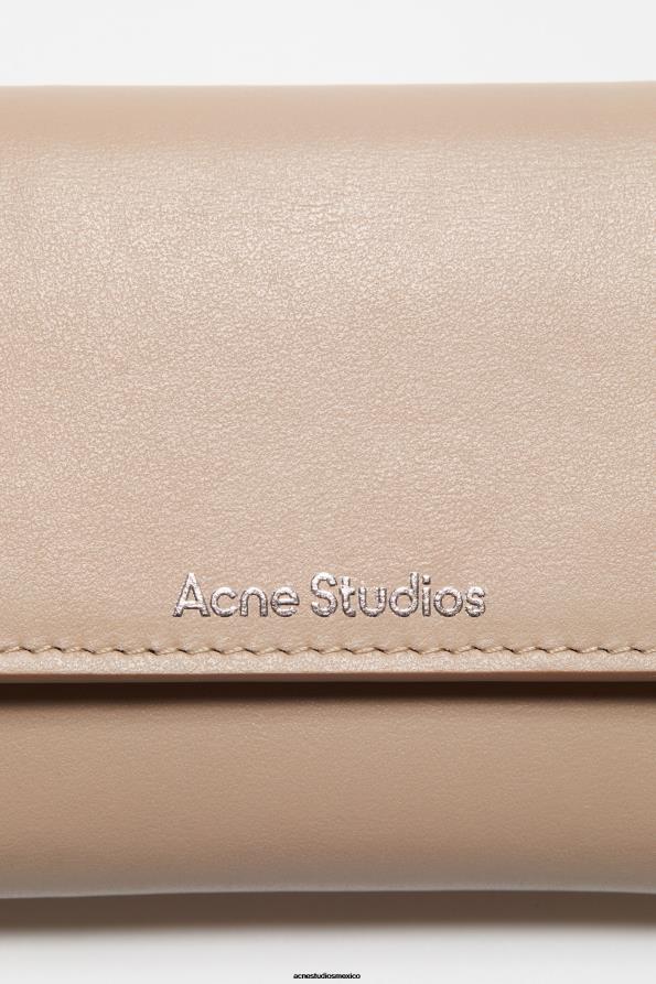 Acne Studios accesorios beige topo 0T4HT452 cartera triple de cuero
