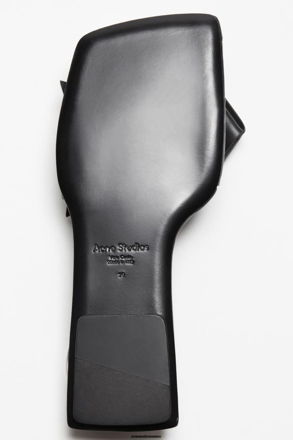 Acne Studios calzado negro 0T4HT487 sandalia musubi de piel